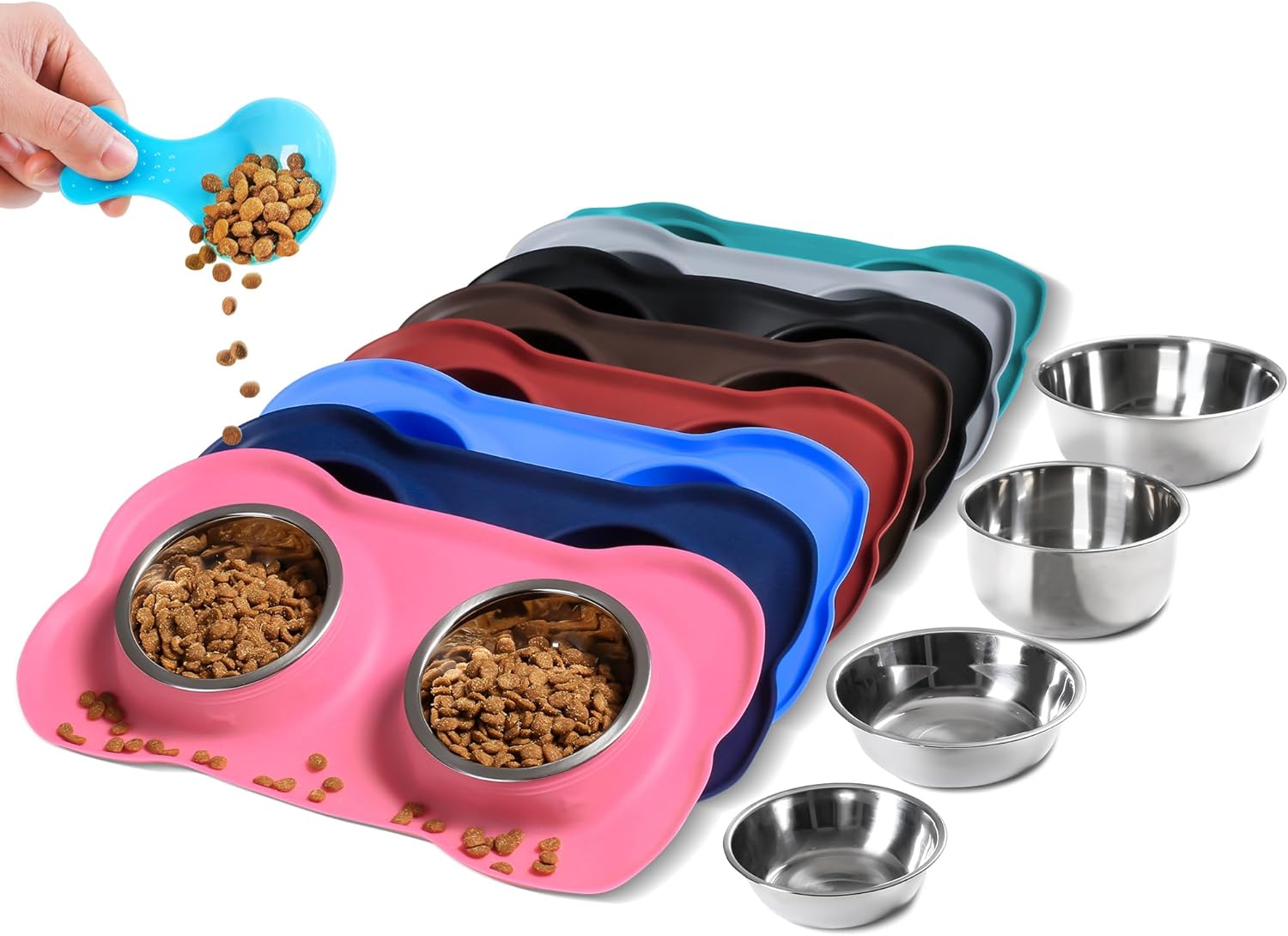 Feeder with 2 bowls and a rubber matt underneath